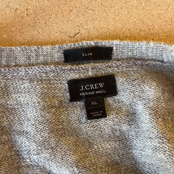 Grey XL J Crew Men's Cardigan with Elbow Patches - Picture 3 of 3